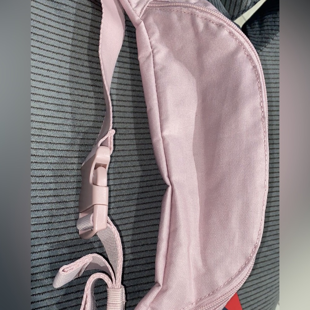 Reebok Fannypack - Picture 4 of 5